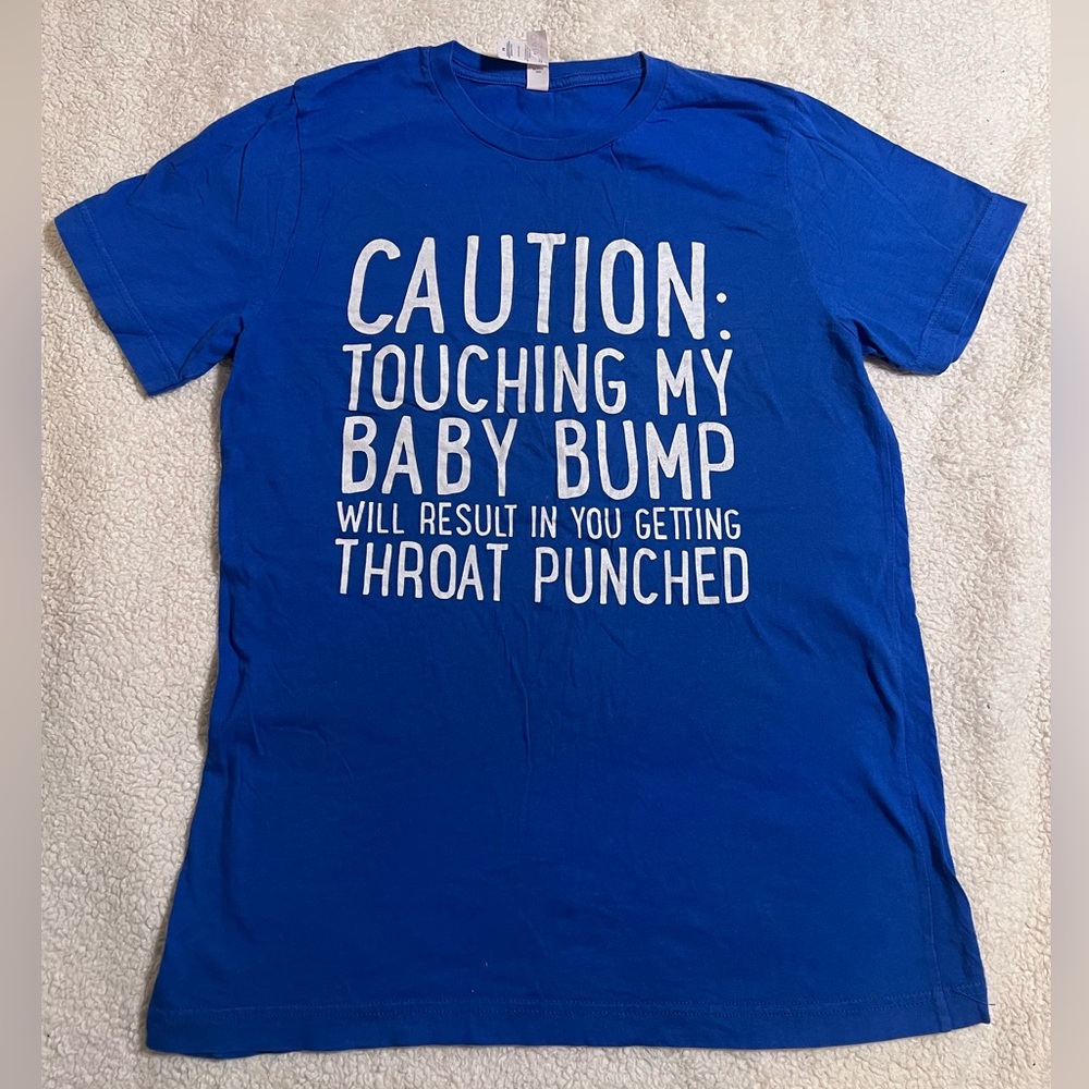 Canvas ‘Caution Baby Bump’ Funny Tee M